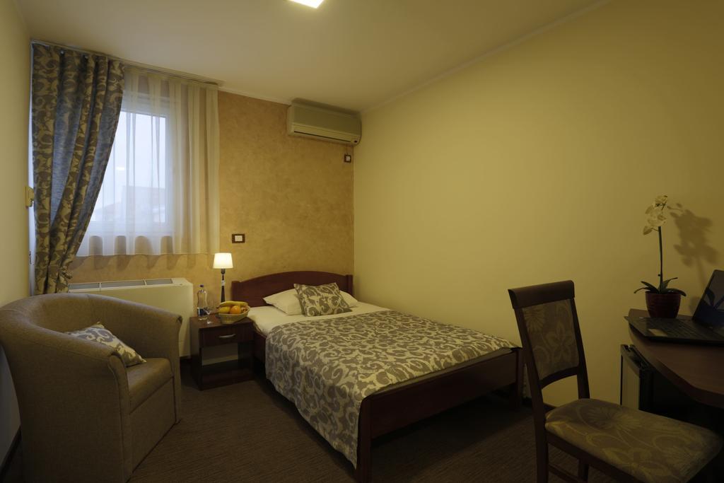 Accommodation Tara 베오그라드 외부 사진