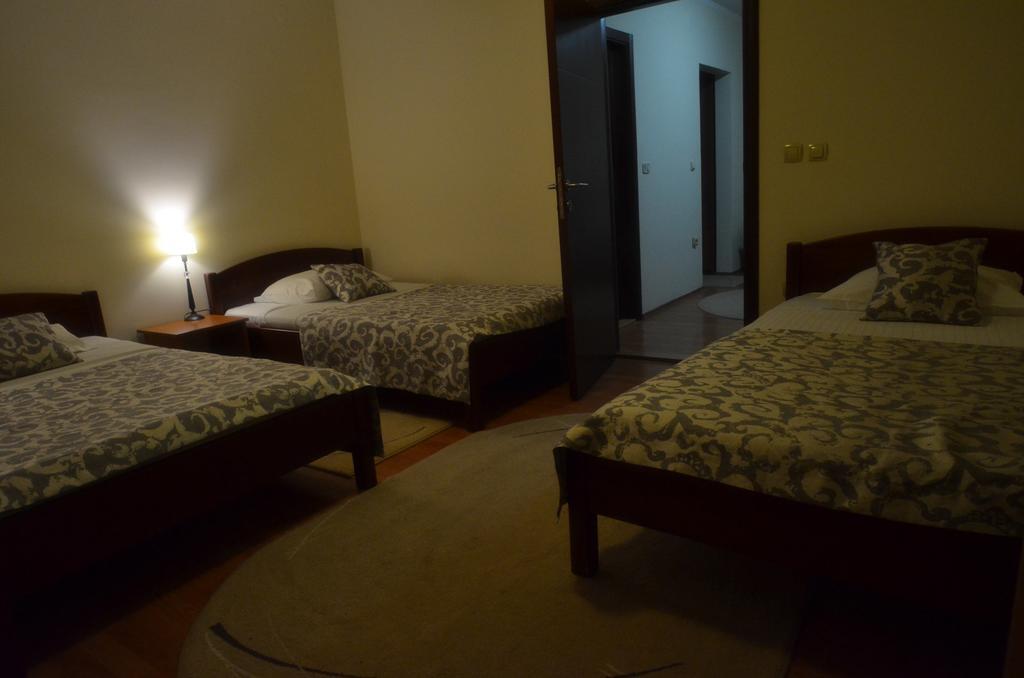 Accommodation Tara 베오그라드 외부 사진